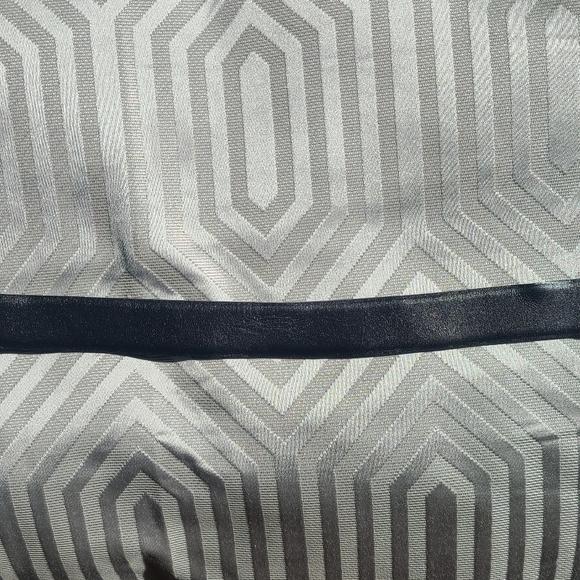 Dolce & Gabbana black leather designer belt, silver chrome buckle, 40in / 100cm - Picture 6 of 9